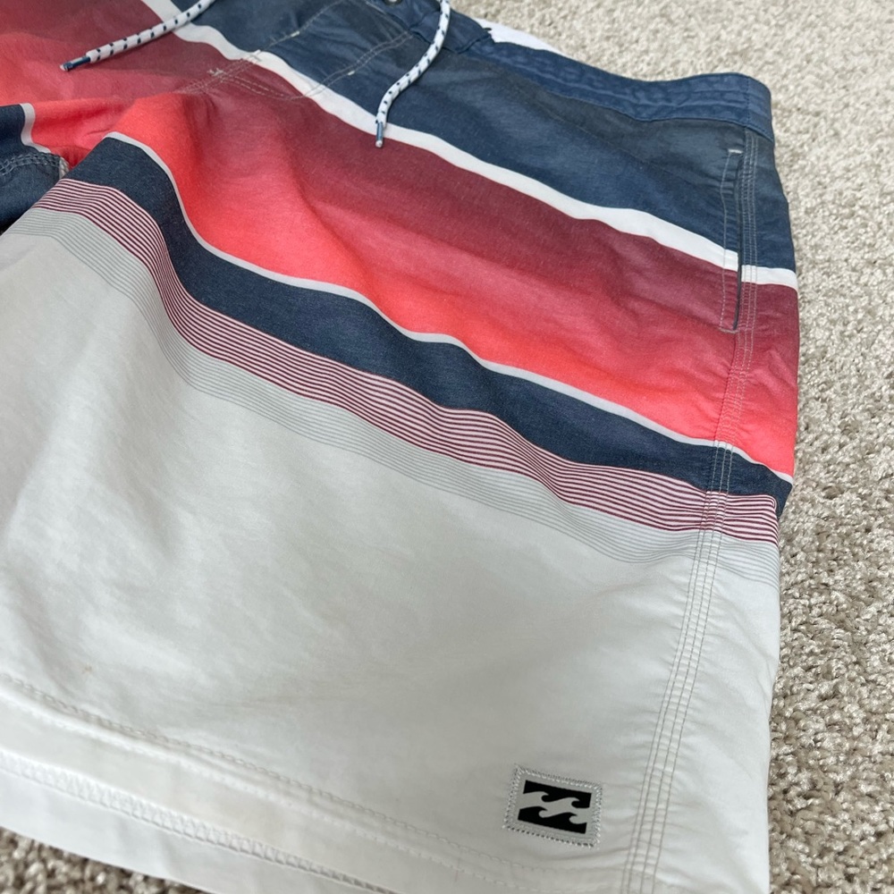 Billabong Men’s Board Shorts - Picture 3 of 6